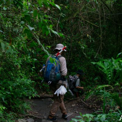 08-Bajando-Hacia-El-Salto-De-Las-Monjas-Nayan-Castillo-2025